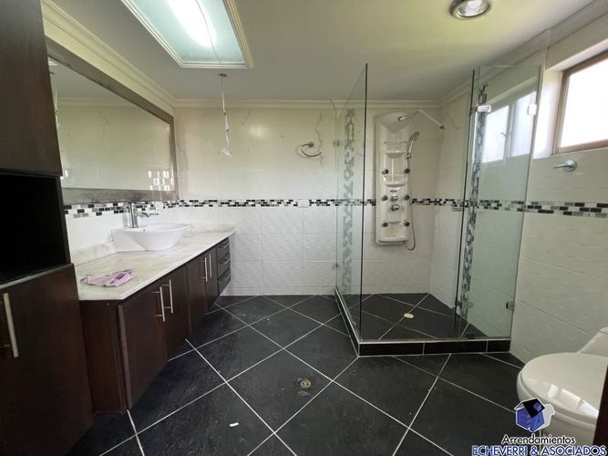 Casa de 4 alcobas en venta en Las Antillas, Envigado, 150 m² · foto 3 de 13