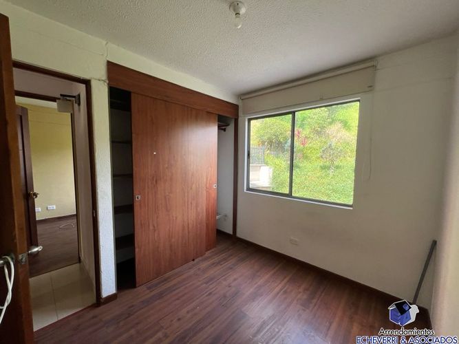 Casa de 4 alcobas en venta en Las Antillas, Envigado, 150 m² · foto 9 de 13