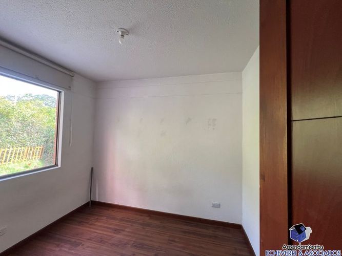 Casa de 4 alcobas en venta en Las Antillas, Envigado, 150 m² · foto 10 de 13