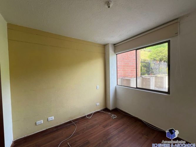 Casa de 4 alcobas en venta en Las Antillas, Envigado, 150 m² · foto 12 de 13