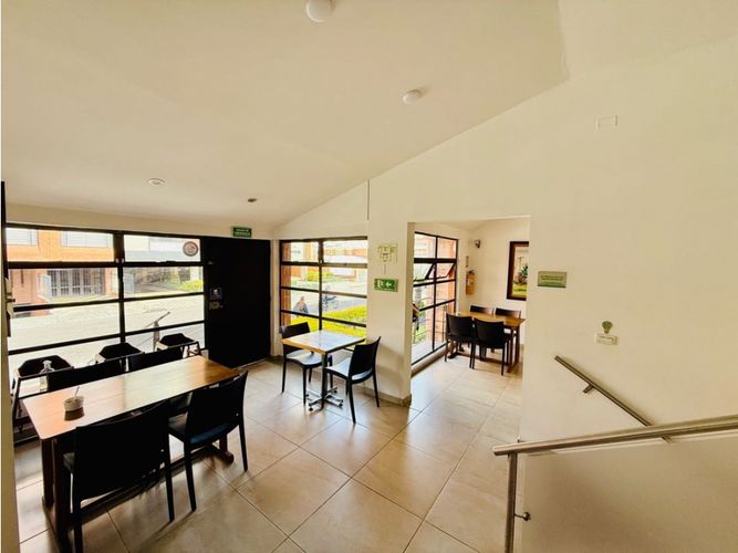 Casa en venta en Santa Barbara Occidental, Bogotá · foto 6 de 12