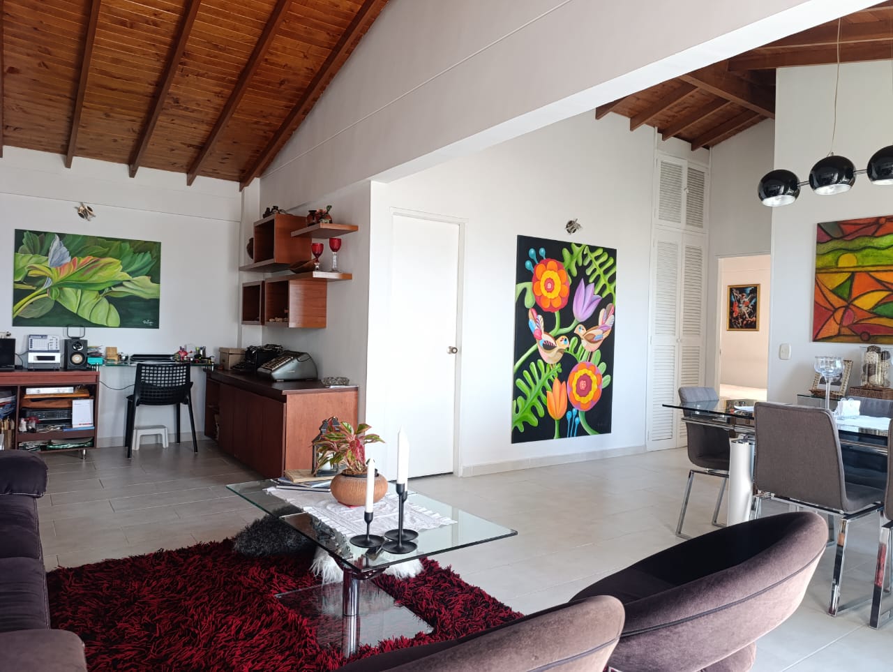 Apartamento en venta en El Poblado, Medellín · foto 2 de 19