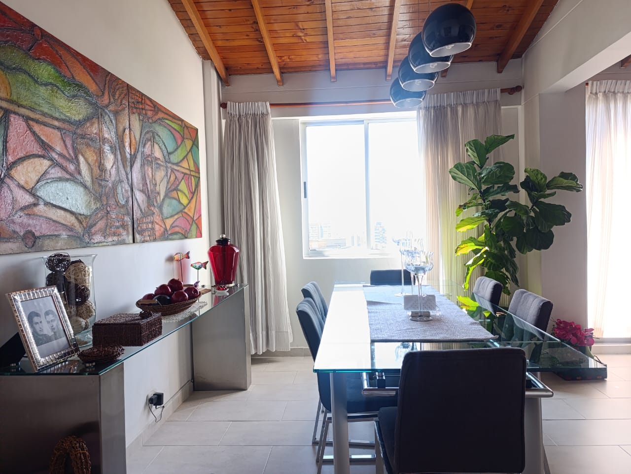 Apartamento en venta en El Poblado, Medellín · foto 6 de 19
