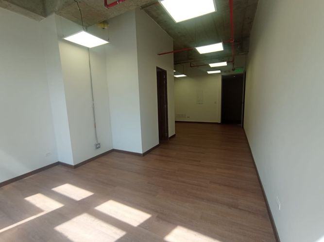 Oficina en arriendo en Las Palmas, Medellín, 35 m² · foto 4 de 5