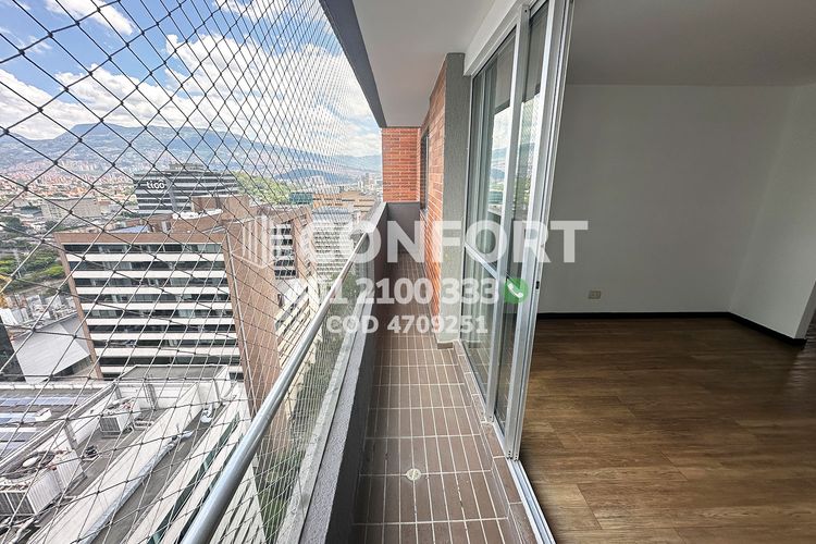 Apartamento de 2 alcobas en arriendo en Ciudad Del Río, Medellín, 84 m² · foto 5 de 24
