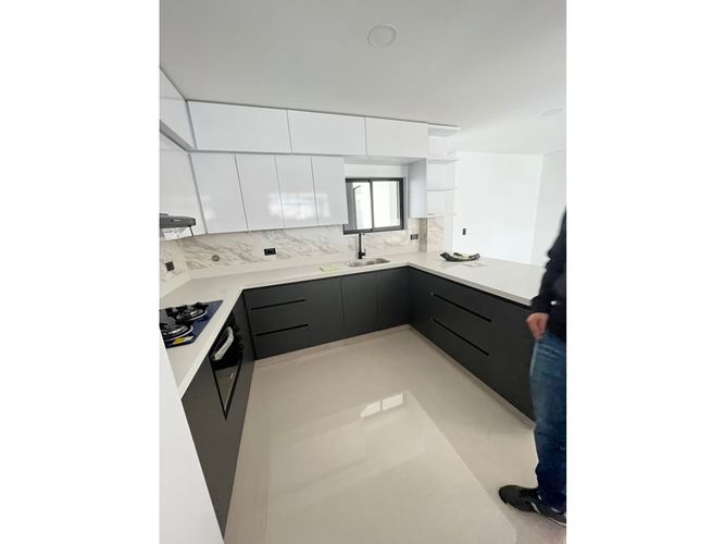 Casa de 4 alcobas en venta en La Ceja, 190 m² · foto 5 de 20