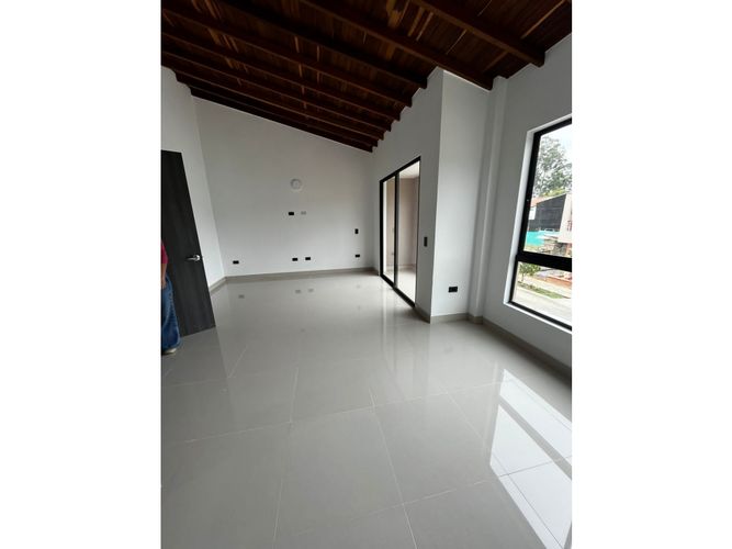 Casa de 4 alcobas en venta en La Ceja, 190 m² · foto 6 de 20