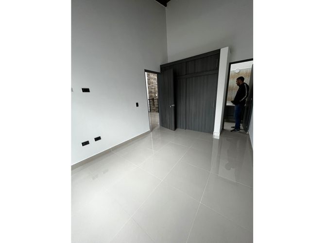 Casa de 4 alcobas en venta en La Ceja, 190 m² · foto 15 de 20