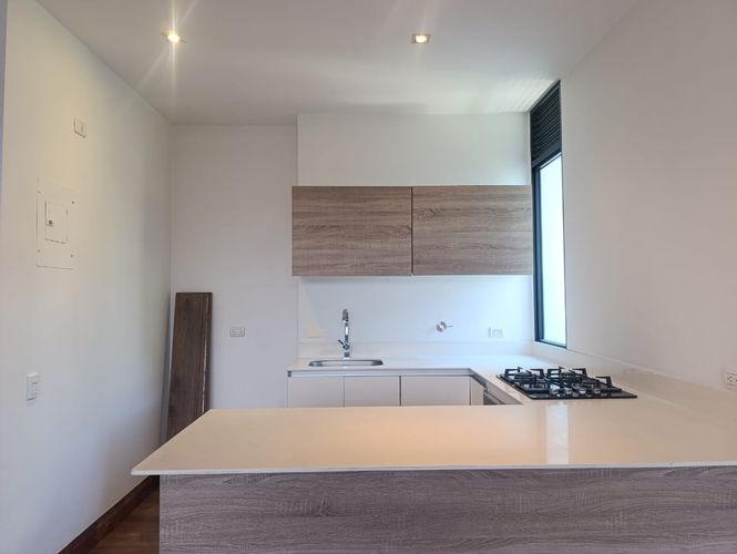 Apartamento de 3 alcobas en venta en Llano Grande, Rionegro, 83 m² · foto 5 de 16