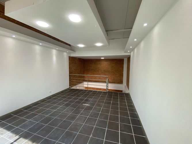 Local en arriendo en El Poblado, Medellín, 60 m² · foto 5 de 14