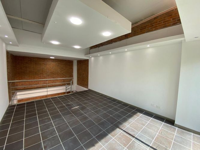 Local en arriendo en El Poblado, Medellín, 60 m² · foto 6 de 14