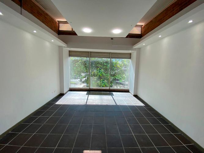 Local en arriendo en El Poblado, Medellín, 60 m² · foto 3 de 14