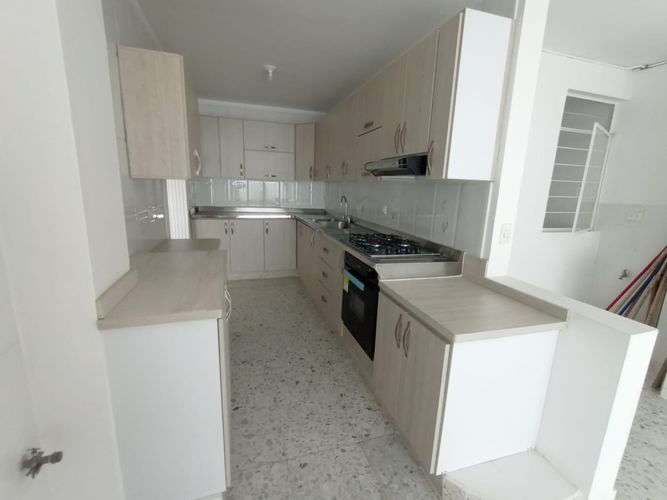Casa de 3 alcobas en venta en Pampa Linda, Cali, 312 m² · foto 6 de 24