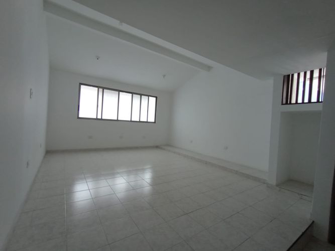 Casa de 3 alcobas en venta en Pampa Linda, Cali, 312 m² · foto 17 de 24