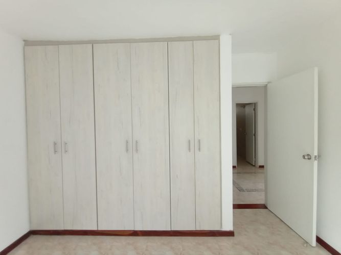 Casa de 3 alcobas en venta en Pampa Linda, Cali, 312 m² · foto 22 de 24