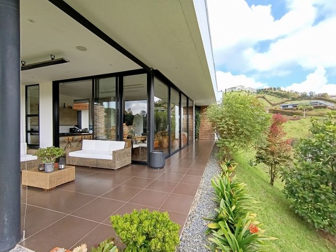 Casa de 3 alcobas en venta en Pantanillo, El Retiro, 265 m² · foto 3 de 24