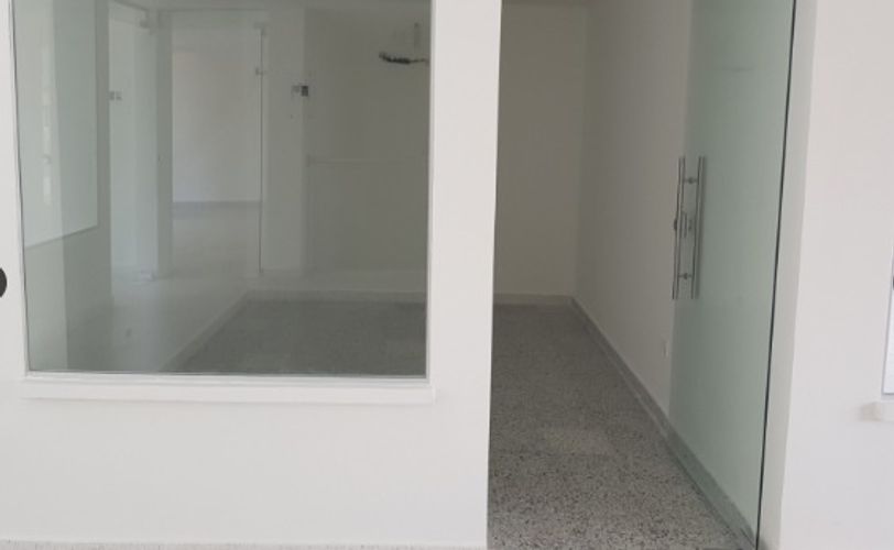 Edificio en arriendo en La Matuna, Cartagena, 1600 m² · foto 3 de 6