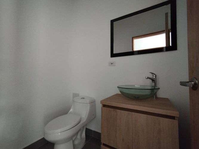 Oficina en venta en Las Palmas, Envigado, 131 m² · foto 10 de 13