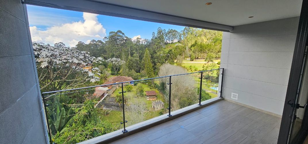 Apartamento de 2 alcobas en arriendo en Aeropuerto, Rionegro, 126 m² · foto 14 de 19