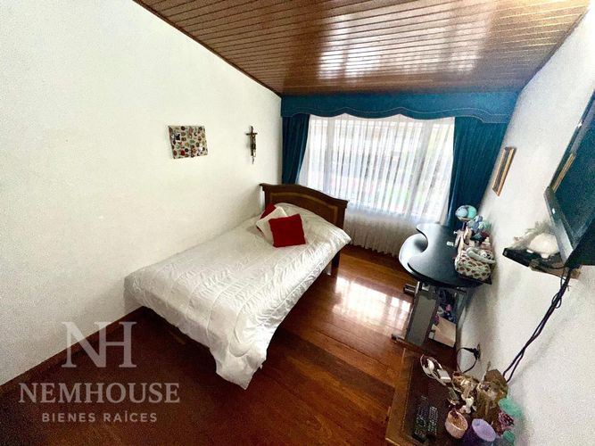 Casa de 5 alcobas en venta en Pontevedra, Bogotá, 360 m² · foto 17 de 24