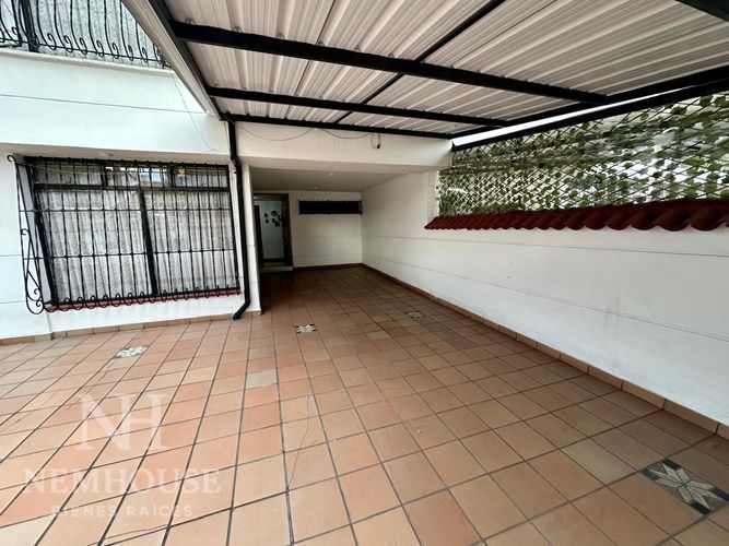 Casa de 5 alcobas en venta en Pontevedra, Bogotá, 360 m² · foto 24 de 24