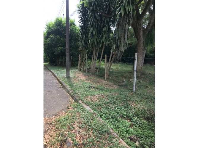 Lote en venta en Pance, Cali, 1652 m² · foto 2 de 14