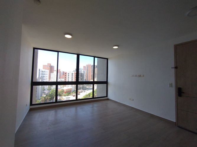 Apartamento de 3 alcobas en arriendo en El Castillo, Barranquilla, 77 m² · foto 2 de 20