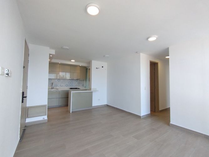 Apartamento de 3 alcobas en arriendo en El Castillo, Barranquilla, 77 m² · foto 5 de 20