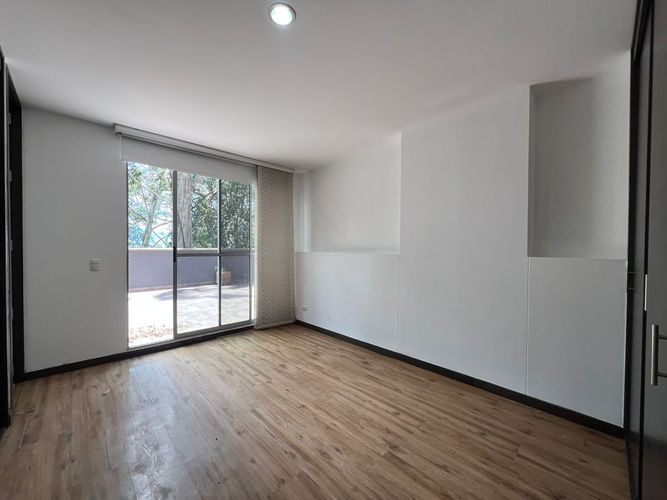 Apartamento de 3 alcobas en arriendo en Loma Del Esmeraldal, Envigado, 140 m² · foto 13 de 19