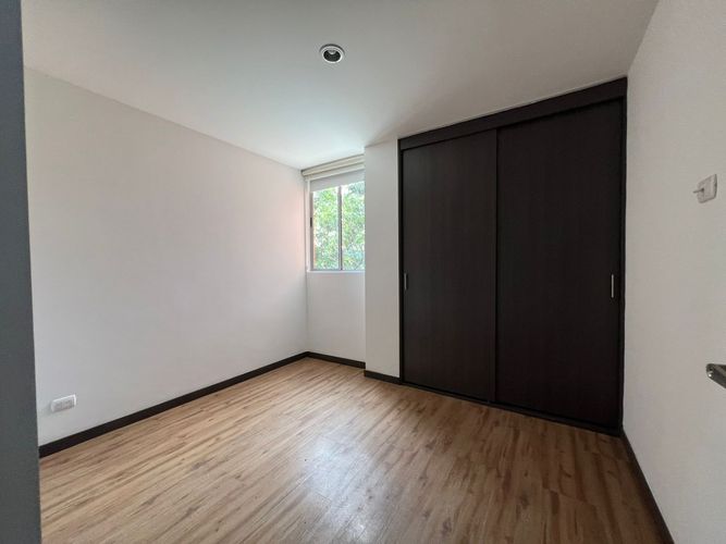 Apartamento de 3 alcobas en arriendo en Loma Del Esmeraldal, Envigado, 140 m² · foto 11 de 19