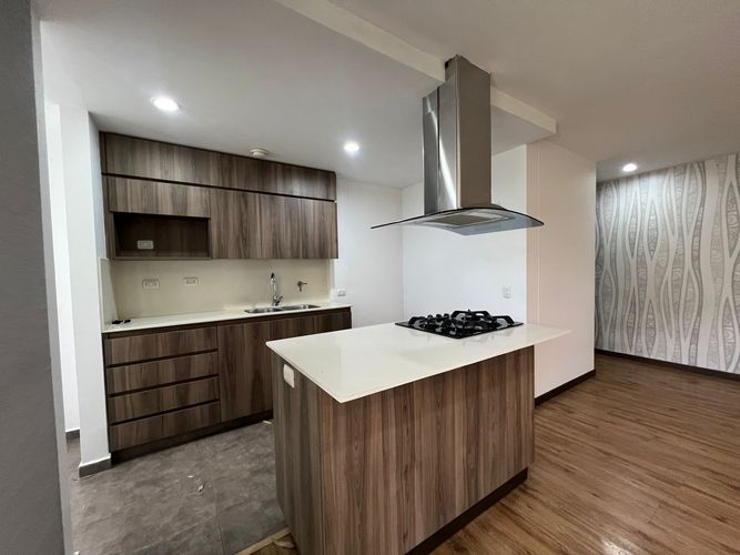 Apartamento de 3 alcobas en arriendo en Loma Del Esmeraldal, Envigado, 140 m² · foto 8 de 19