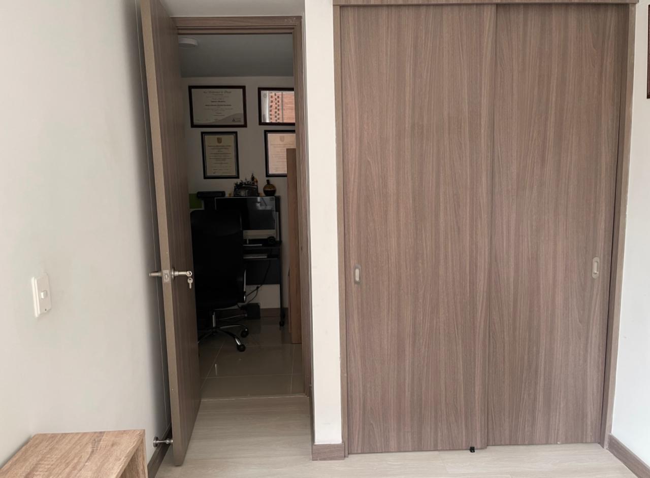 Apartamento en venta en El Chingui, Envigado · foto 8 de 24