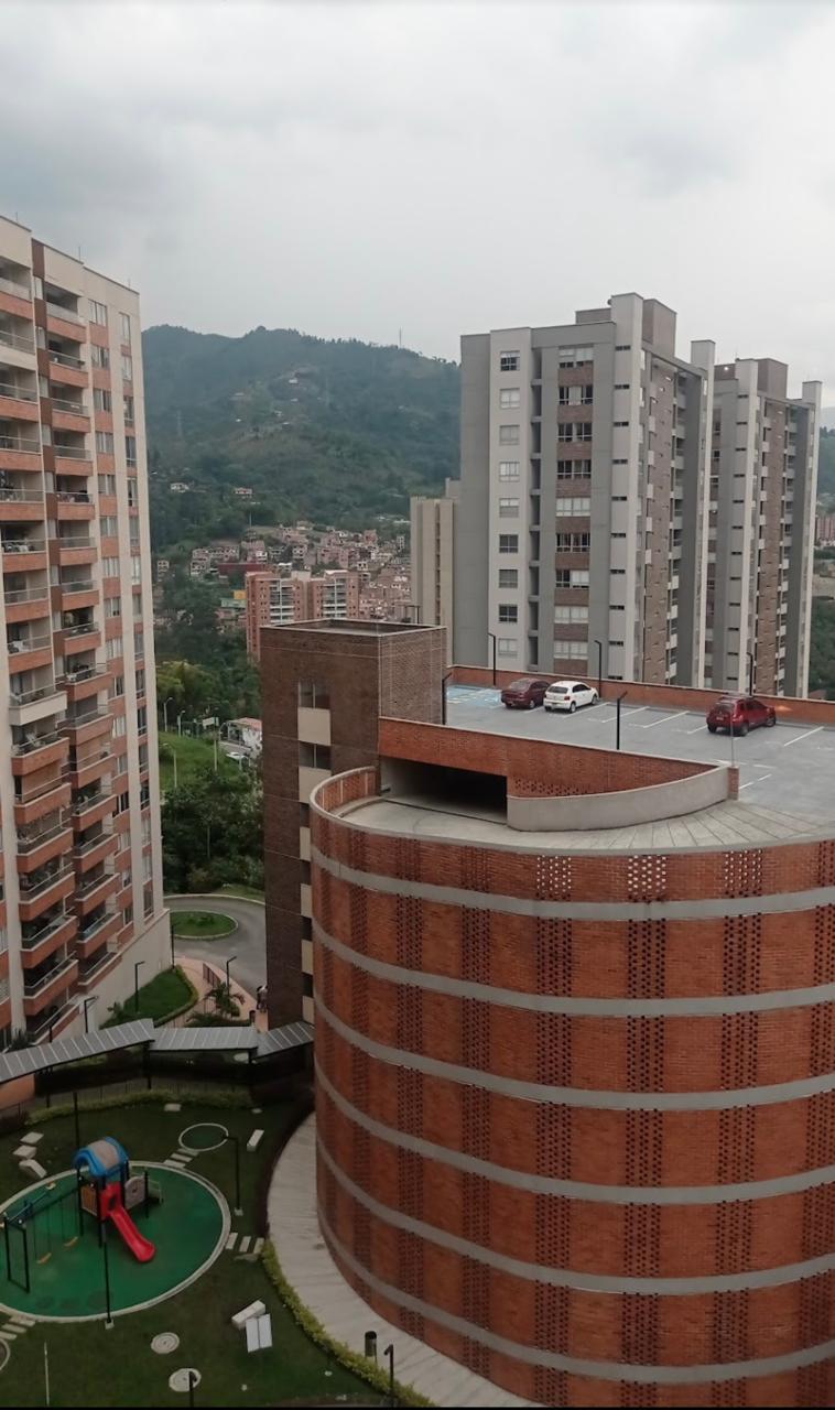 Apartamento en venta en El Chingui, Envigado · foto 16 de 24