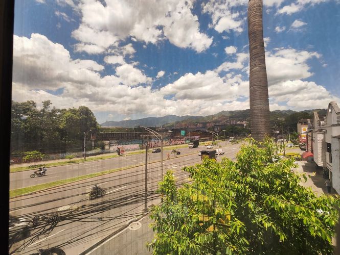 Bodega en arriendo en Guayabal, Medellín, 400 m² · foto 3 de 20