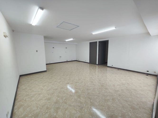 Bodega en arriendo en Guayabal, Medellín, 400 m² · foto 4 de 20