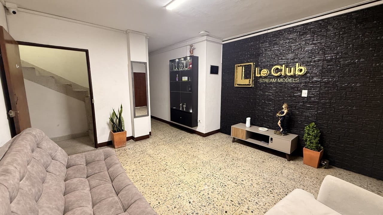 Calle 34 # 66A-61, Laureles - Estadio, Medellín, Antioquia, Colombia - Photo 1