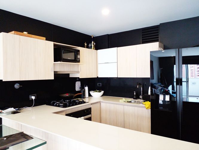 Apartamento de 1 alcoba en arriendo en Los Balsos, Medellín, 62 m² · foto 3 de 14