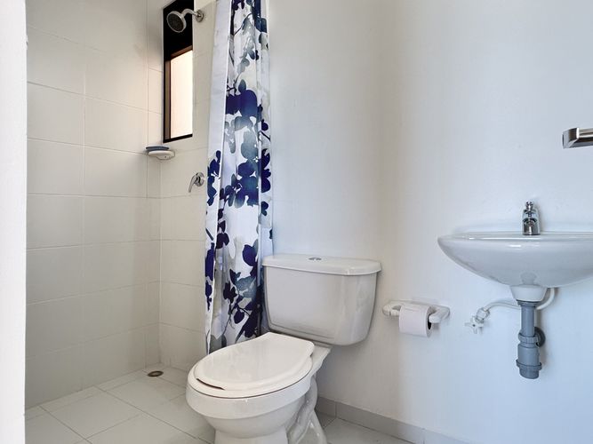 Apartamento de 2 alcobas en venta en Cuatro Esquinas, Rionegro, 57 m² · foto 7 de 12