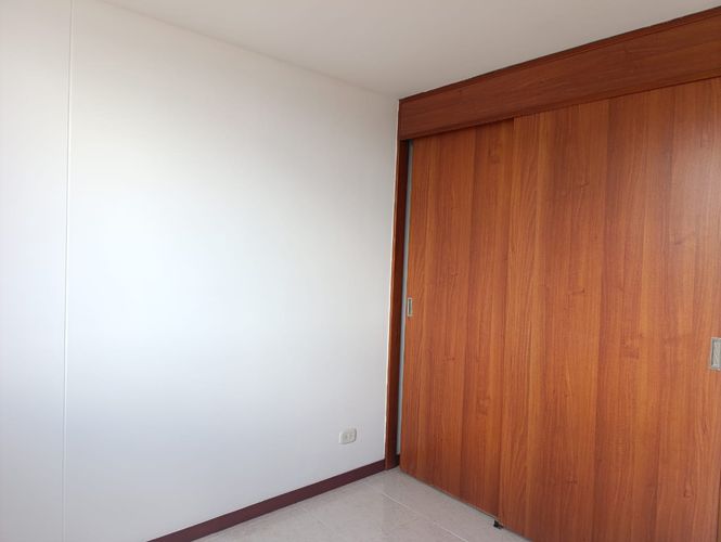 Apartamento de 2 alcobas en arriendo en El Poblado, Medellín, 90 m² · foto 8 de 17