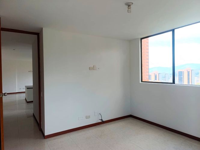 Apartamento de 2 alcobas en arriendo en El Poblado, Medellín, 90 m² · foto 15 de 17