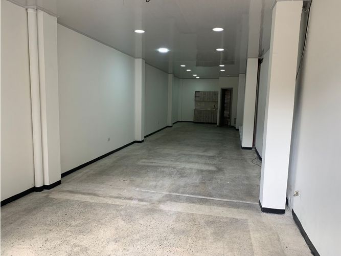 Local en arriendo en El Centro, Manizales, 74 m² · foto 2 de 5