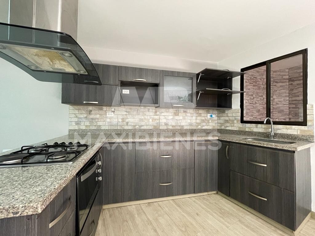 3BR House in Toledo (130 m²) - 2