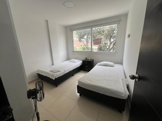 Edificio en venta en La Floresta, Cali, 200 m² · foto 8 de 24