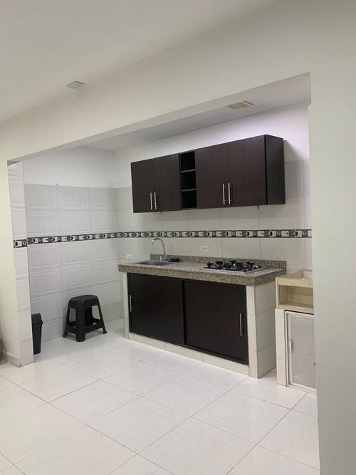 Edificio en venta en La Floresta, Cali, 200 m² · foto 17 de 24