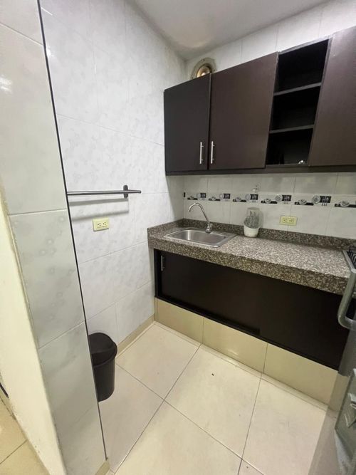 Edificio en venta en La Floresta, Cali, 200 m² · foto 19 de 24