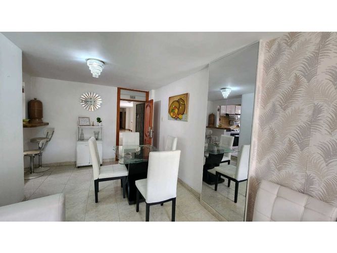 Apartamento de 2 alcobas en venta en Rodadero, Bogotá, 72 m² · foto 10 de 19