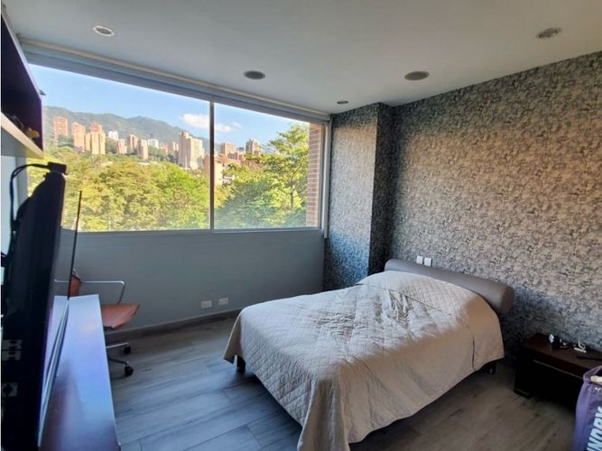 Apartamento de 3 alcobas en venta en La Visitación, Medellín, 254 m² · foto 14 de 21