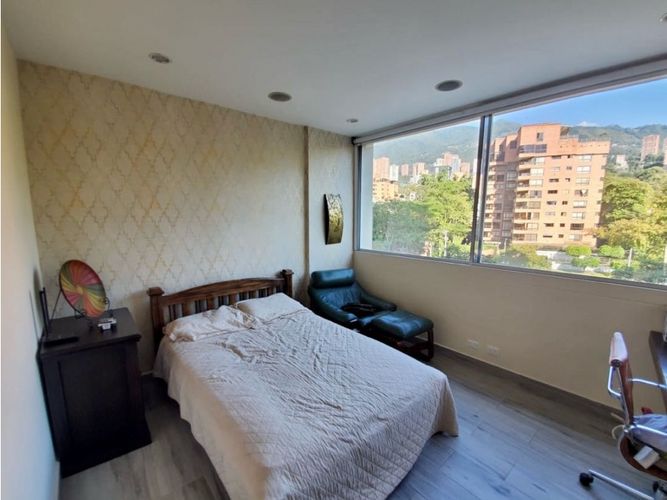 Apartamento de 3 alcobas en venta en La Visitación, Medellín, 254 m² · foto 15 de 21