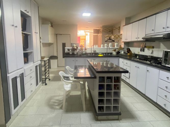 Casa de 3 alcobas en venta en Santa Teresita, Cali, 381 m² · foto 13 de 24