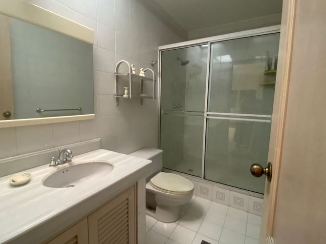 Casa de 3 alcobas en venta en Santa Teresita, Cali, 381 m² · foto 22 de 24